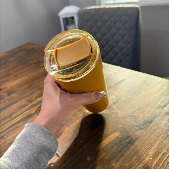 Starbucks Vibrant Yellow Tumbler - Picture 3 of 4